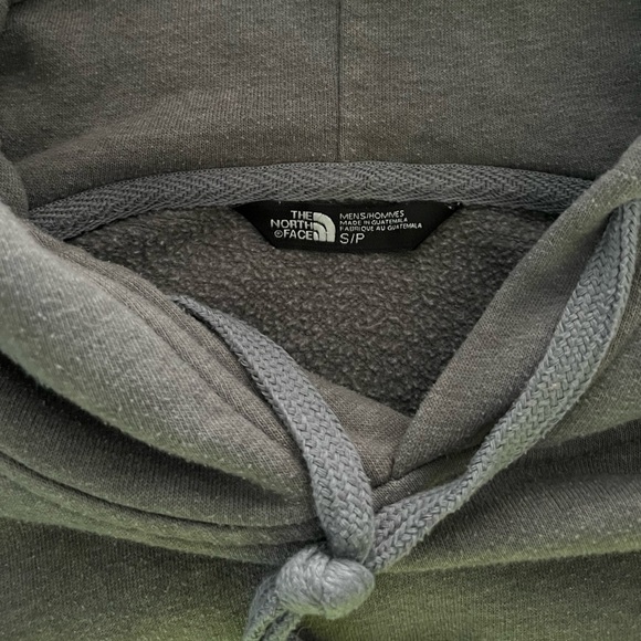 North Face Hoodie Sweatshirt - Picture 6 of 6
